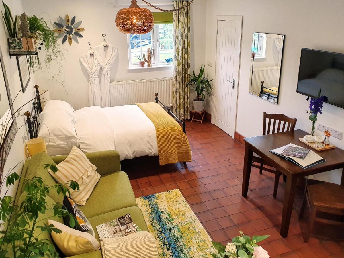The Walnut, Meopham - A Private Retreat Rural Location 빌라 외부 사진